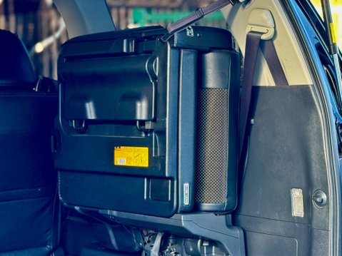 Toyota Vellfire 2.4+GOLDEN EYES+GRADE 4B+FRESH IMPORT+ 81