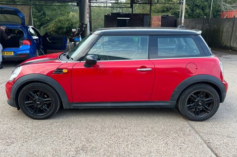 Mini Hatch COOPER D - PART EXCHANGE TO CLEAR -£20 ROAD TAX -MOT SEPT 2027 8