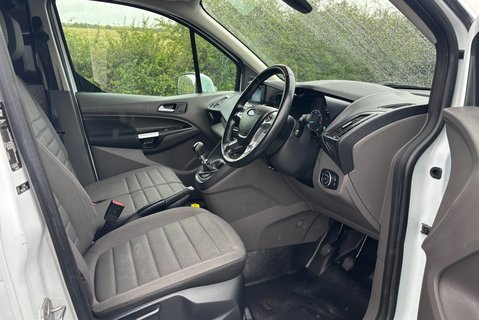 Ford Transit Connect 240 L2 Limited 120 ps Panel Van 17