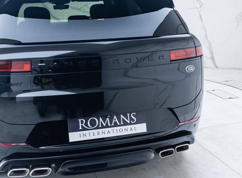 Land Rover Range Rover Sport P530 First Edition 38