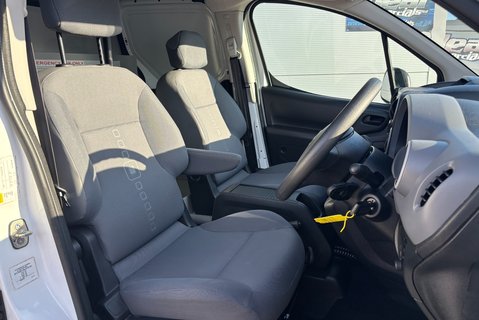 Citroen Berlingo 750 L2 1.6 Hdi 90 ps - Dog Van with Air Conditioning - Ex MOD 4