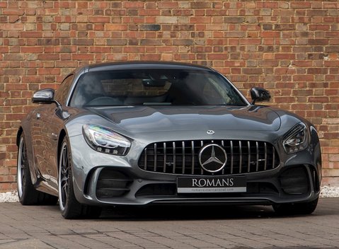 Mercedes-Benz Amg GT GT R 1