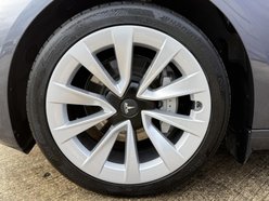 Tesla Model 3 (Dual Motor) Long Range Saloon 4dr Electric Auto 4WDE (346 ps) 17