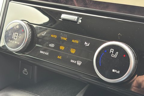 Land Rover Discovery D300 HSE Mhev Auto 4wd (S/S) Euro 6 18