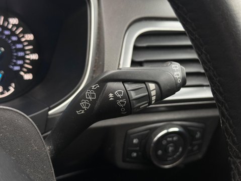 Ford Mondeo 2.0 TDCi Zetec Euro 6 (s/s) 5dr 57