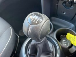 Mini Hatch 1.5 Cooper Classic 3dr 41