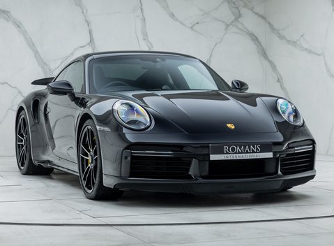 Porsche 911 Turbo S (992) 9