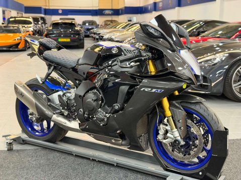 Yamaha R1M 1000 Super Sports Petrol Manual Euro 5 (200 ps) 1