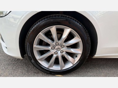 Volvo V90 2.0 V90 Momentum+ T4 Auto 5dr 34