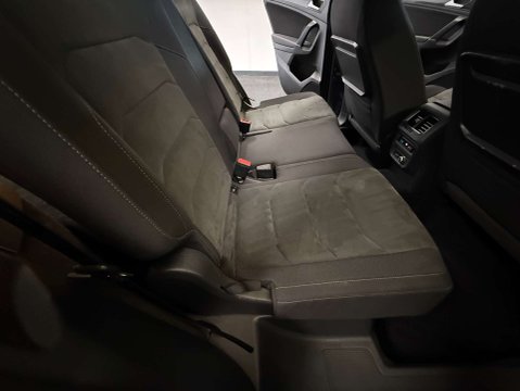 Volkswagen Tiguan 2.0 Tiguan Allspace SEL TDI 4Motion Semi-Auto 4WD 5dr 28