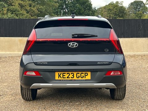 Hyundai BAYON T-GDI PREMIUM DCT MHEV 8