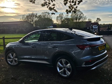 Audi Q4 SPORTBACK S LINE 9
