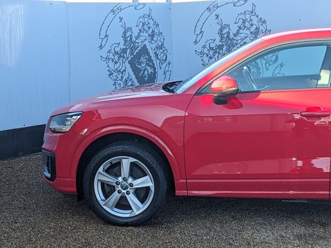 Audi Q2 TFSI SPORT 5