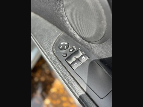 BMW 3 Series 2.0 320d Sport Plus Edition Euro 5 (s/s) 2dr 30