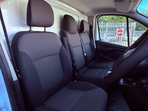 Renault Trafic SL28 BUSINESS PLUS DCI 27