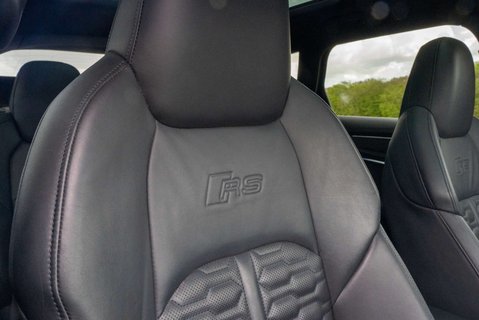 Audi RS6 4.0 RS 6 Vorsprung TFSI MHEV Quattro Auto 4WD 5dr 16