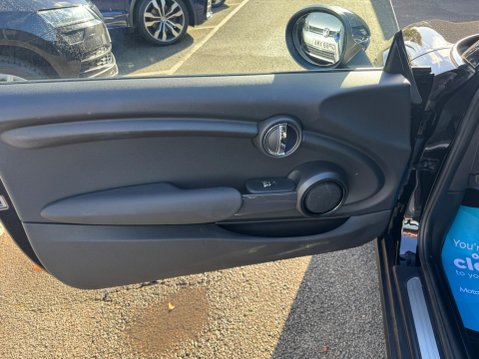 Mini Hatch ONE 21