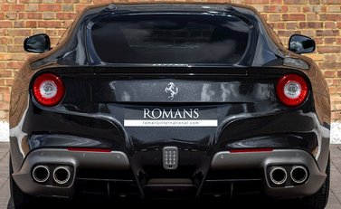 Ferrari F12 Berlinetta 5