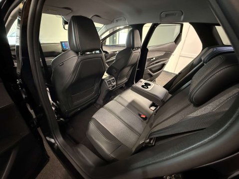 Peugeot 3008 1.2 3008 Allure Premium PureTech S/S 5dr 37