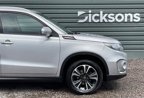 Suzuki Vitara SZ5 BOOSTERJET MHEV