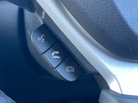 Suzuki Vitara SZ-T BOOSTERJET MHEV 31