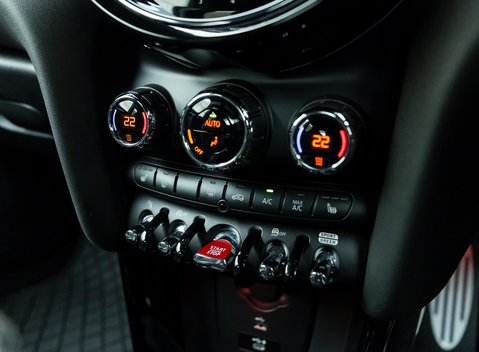 Mini Hatch John Cooper Works 18