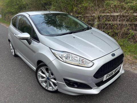 Ford Fiesta ZETEC S 1