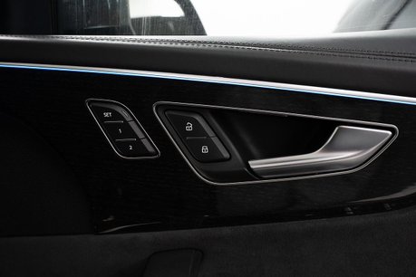 Audi RS Q8 4.0 TFSI V8 Vorsprung SUV 5dr Petrol Tiptronic quattro Euro 6 (s/s) (600 ps 12