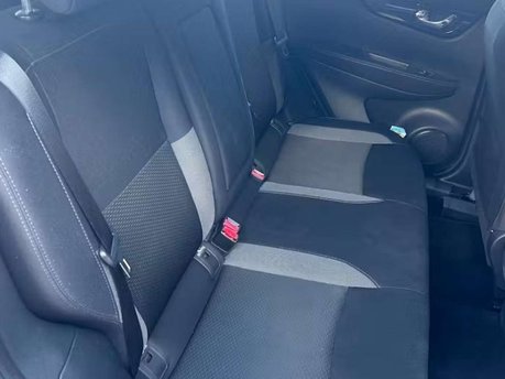 Nissan Qashqai 1.3 DIG-T N-Connecta SUV 5dr Petrol DCT Auto Euro 6 (s/s) (160 ps) 6