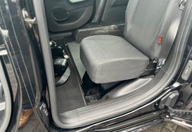 Citroen Berlingo BLUEHDI FEEL M WHEELCHAIR RAMP 35