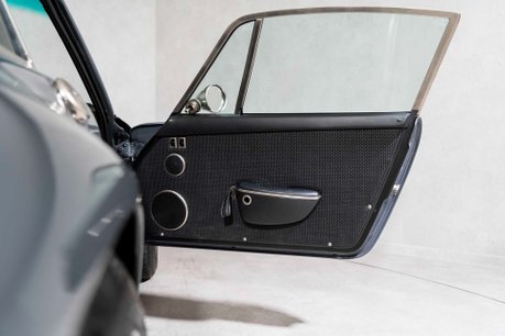 Porsche 911 SINGER 911 SUSSEX COMMISSION. INFORMATION COMING SOON. 24