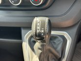 Renault Trafic AUTO SWB L1H1 Low Roof Business SL29 Air Con Sensors EURO 6 41