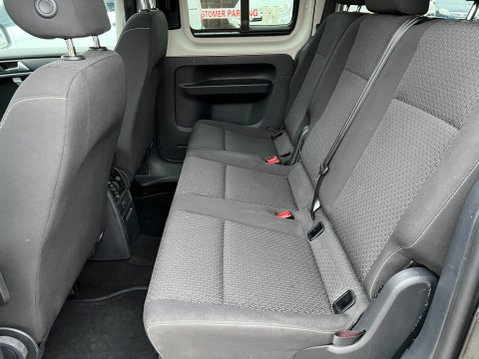 Volkswagen Caddy C20 LIFE TDI ** Auto ** 7 seater 10