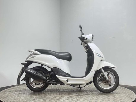Yamaha Delight 115 Scooter Petrol Automatic (6 ps)