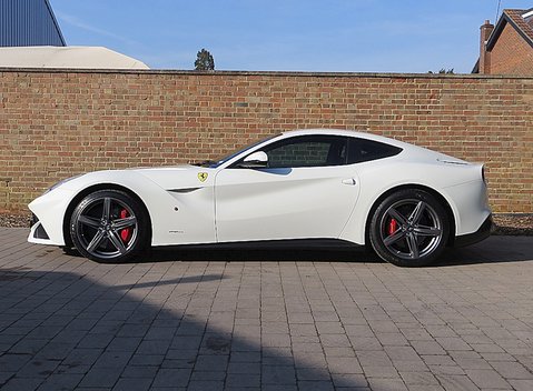 Ferrari F12 Berlinetta 4