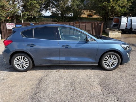 Ford Focus TITANIUM 15