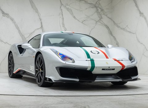 Ferrari 488 Pista Piloti 9