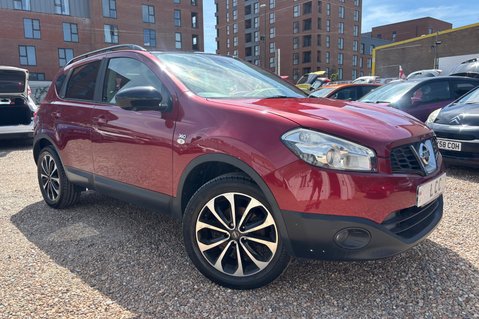 Nissan Qashqai 360 CAMERA..GLASS ROOF..SAT NAV..BLUETOOTH..10 SERVICES..STUNNING EXAMPLE 1