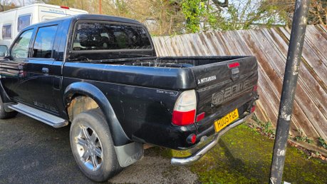 Mitsubishi L200 2.5TD ANIMAL DOUBLECAB 4WD PICKUP 4