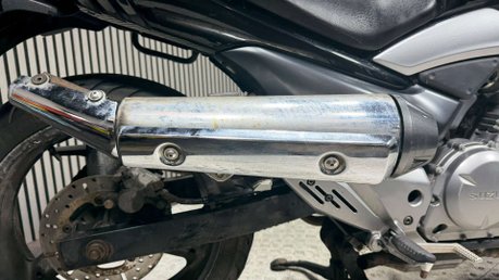 Suzuki Inazuma GW 2013 13K GOOD RUNNING PROJECT BIKE SPARES OR REPAIR 250CC A2 13