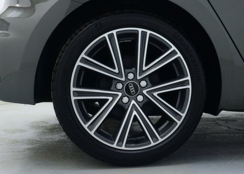 Audi A1 1.0 TFSI 25 S line Sportback 5dr Petrol S Tronic Euro 6 (s/s) (95 ps) 14
