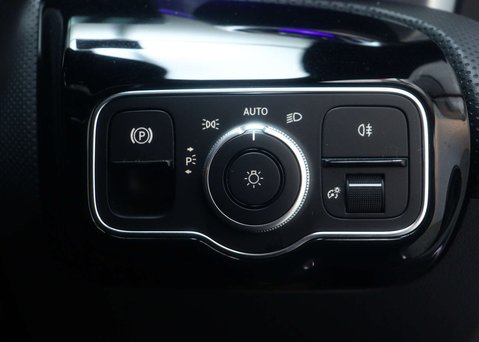 Mercedes-Benz CLA Class 1.3 CLA250e 15.6kWh AMG Line (Premium Plus) Coupe 4dr Petrol Plug-in Hybrid 44