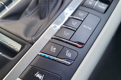 Porsche Macan PDK 43