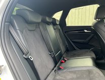 Audi Q5 2.0 TDI 40 Black Edition SUV 5dr Diesel S Tronic quattro Euro 6 (s/s) (190 13