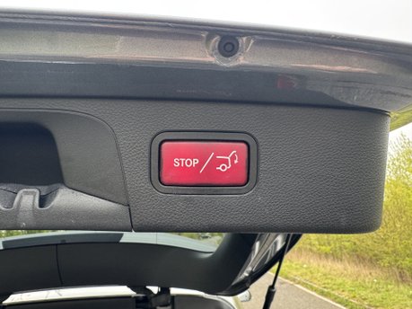 Mercedes-Benz GLC GLC 220D 4Matic AMG Line Auto Diesel SAT NAV/PARKTRONIC/SIDE STEPS 30