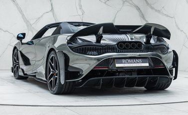 McLaren 765LT Spider 15