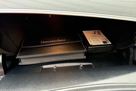 Mercedes-Benz E Class E 220 D AMG LINE NIGHT EDITION PREMIUM PLUS - 8 SERVICES RECORDED  56