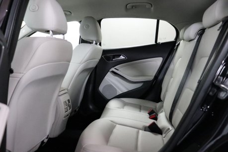 Mercedes-Benz GLA GLA 200 SPORT PREMIUM 41