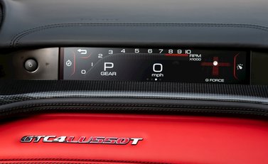 Ferrari GTC4 Lusso 20