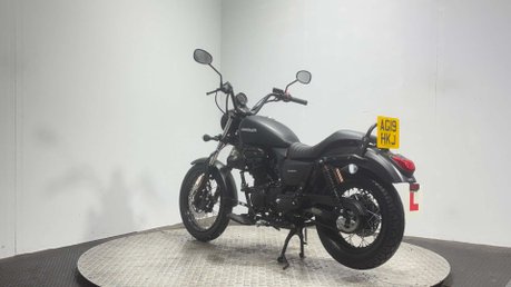 Sinnis Hoodlum 125 2019 ONLY 200 MILES NEW MOT SERVICED 125CC CRUISER BIKE 5